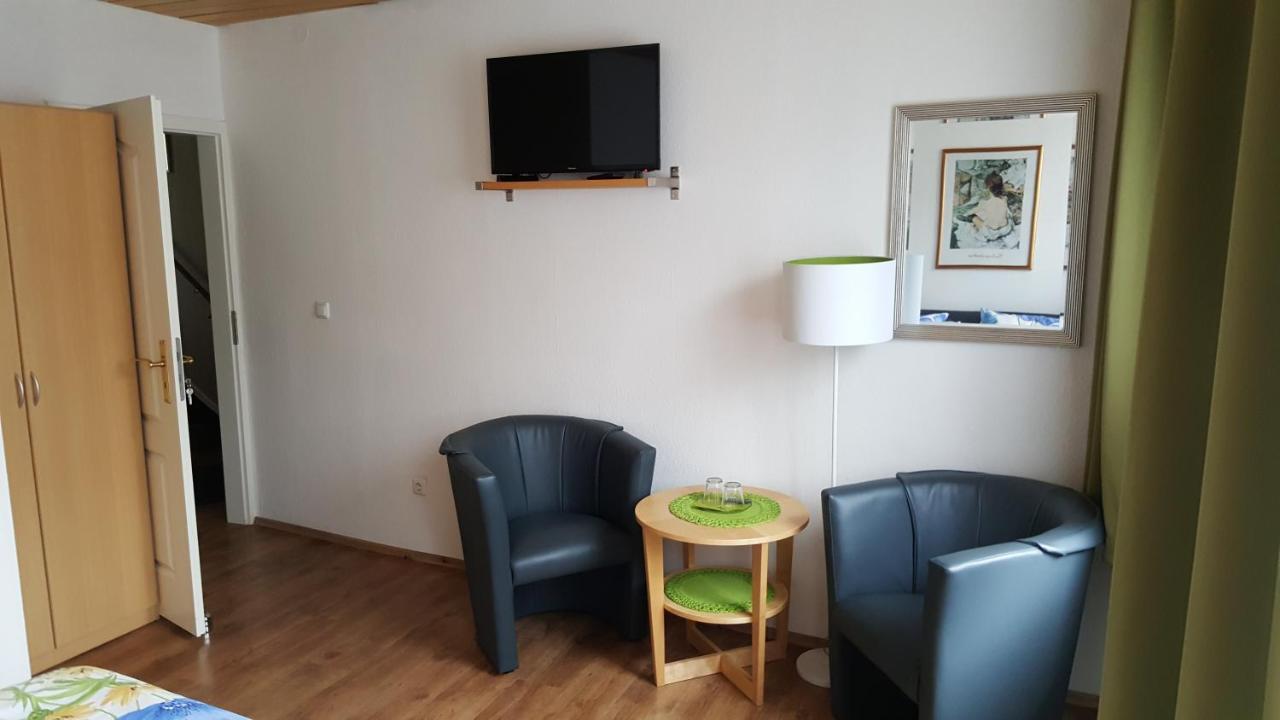 Haus Christiane Bed & Breakfast Cochem Bagian luar foto