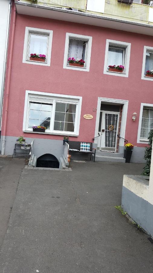 Haus Christiane Bed & Breakfast Cochem Bagian luar foto